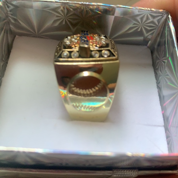 Men ring - Picture 2 of 3